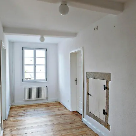 Gelbe Holiday home Irmenach